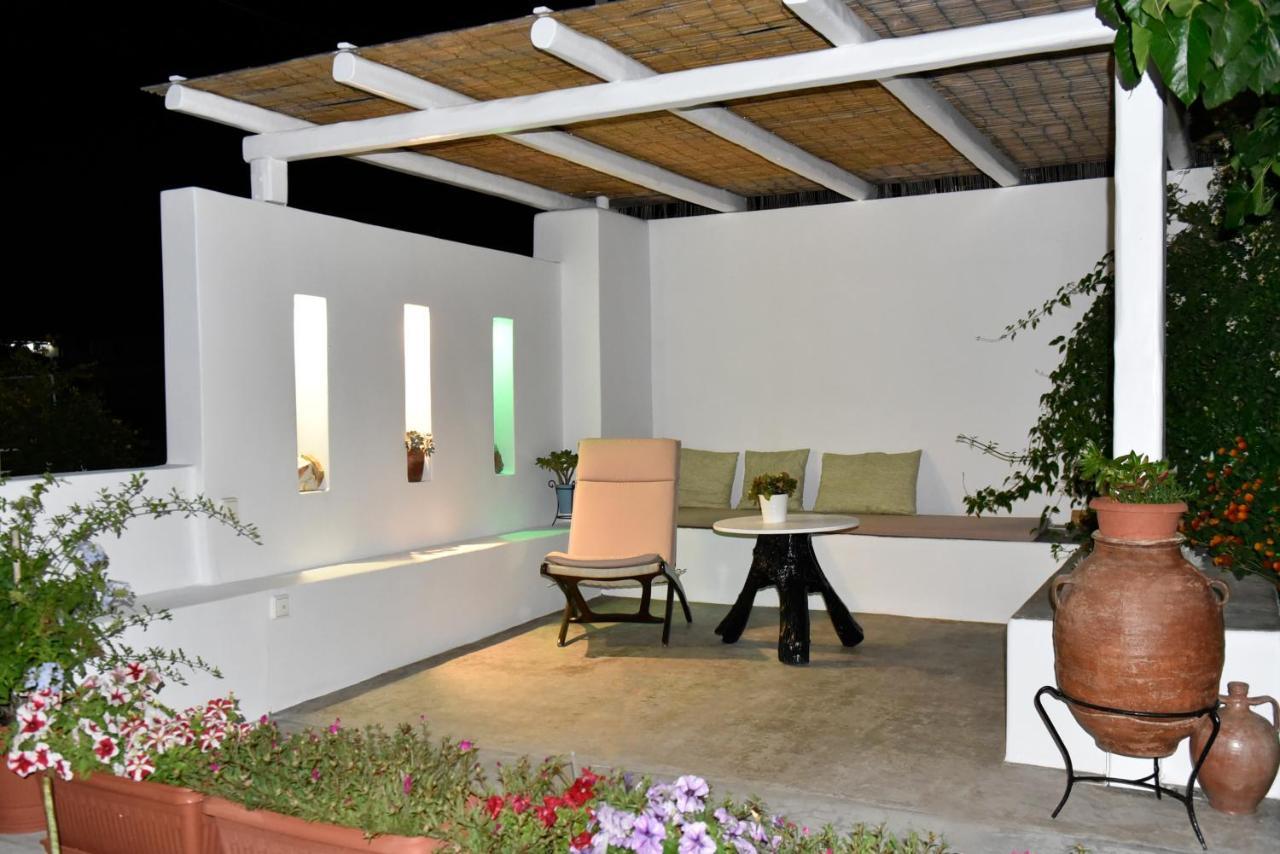 Cristina'S House Villa Adamantas Exterior photo
