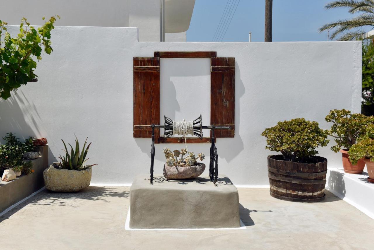 Cristina'S House Villa Adamantas Exterior photo