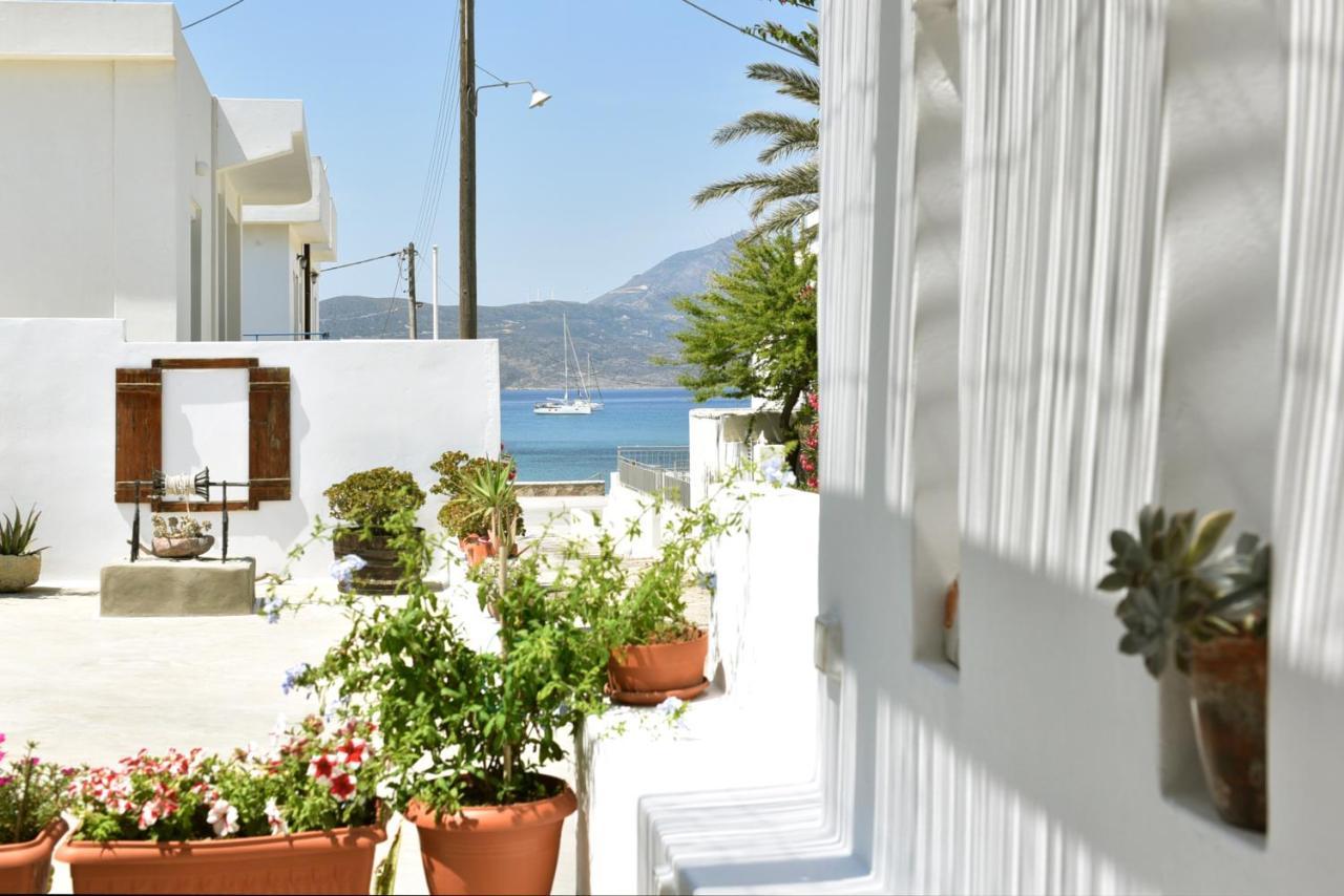 Cristina'S House Villa Adamantas Exterior photo